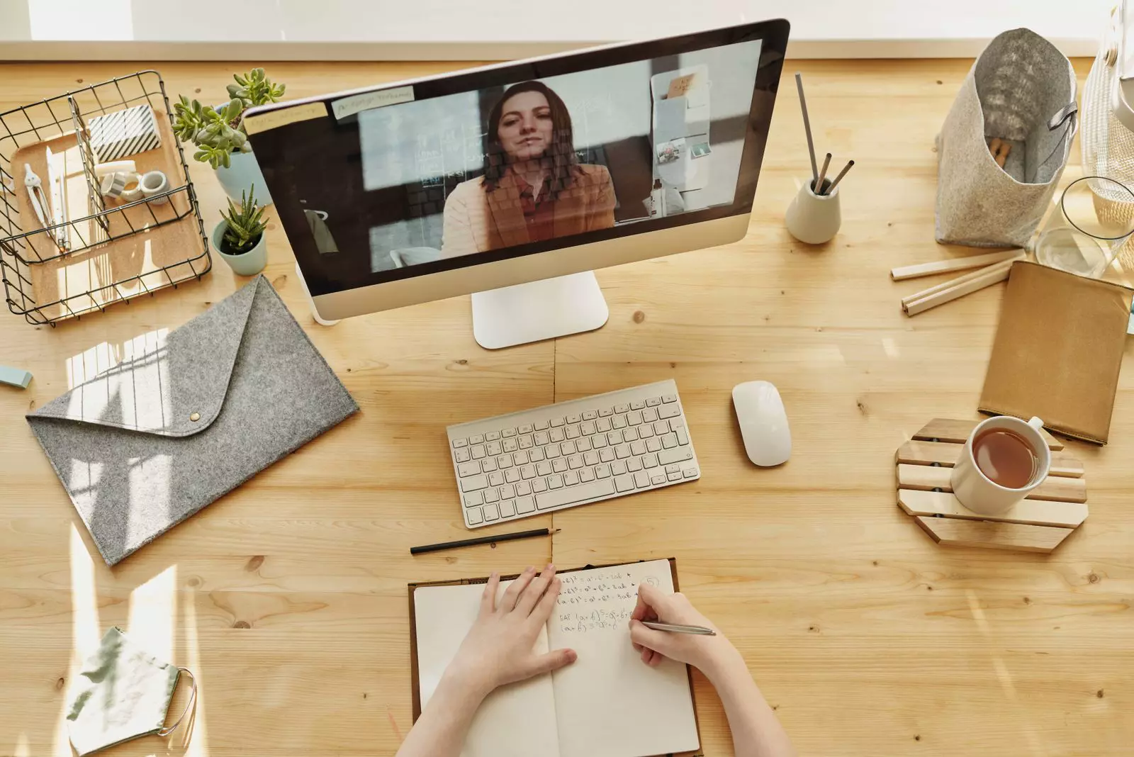 Apprendre avec l'IA sans jugement, en toute autonomie
